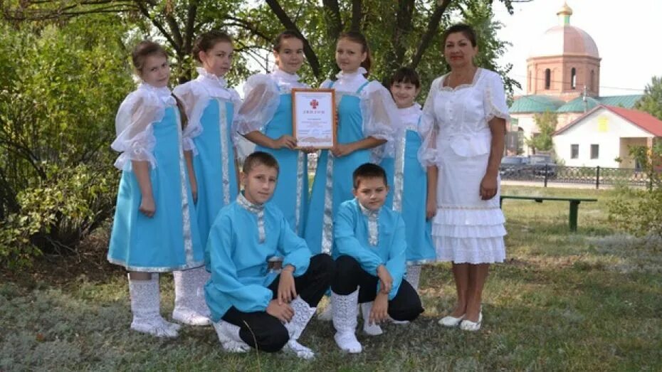 Село роднички. Село заброды Калачеевского района Воронежской области. Манино Калачеевского района Воронежской области. Новомеловатка Калачеевского района Воронежской области. Село Манино Калачеевского района Воронежской области.