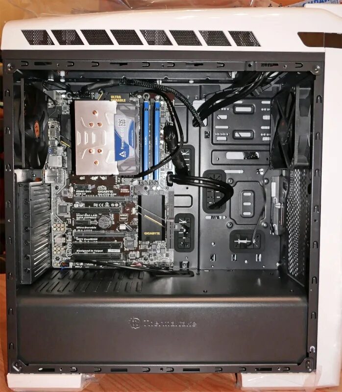 Thermaltake c22. Thermaltake versa c22. thermaltake versa c22 rgb. thermaltake versa 22. корпус thermaltake versa c22.