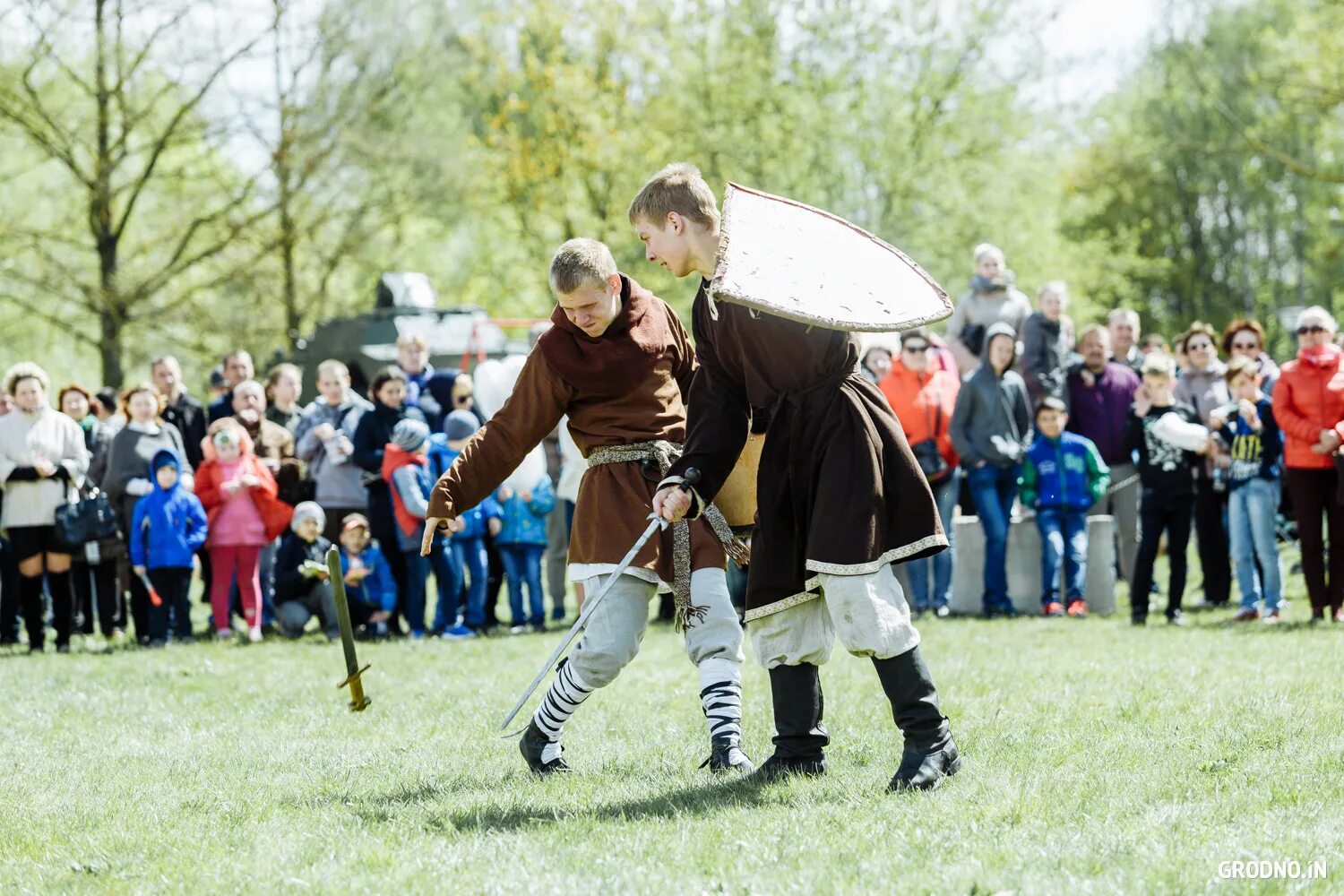 Славянские боевые искусства. Российский стиль единоборств. Кулачный бой национальный вид спорта россии. Славяно горицкая борьба. Русское боевое искусство.