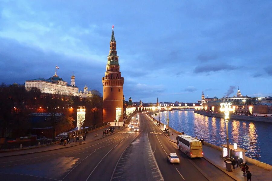 Водовзводная башня московского. Москва Кремль Водовзводная башня. Водовзводная башня башни Московского Кремля. Беклемишевская (Москворецкая) башня. Водовзводная башня Московского Кремля фото.