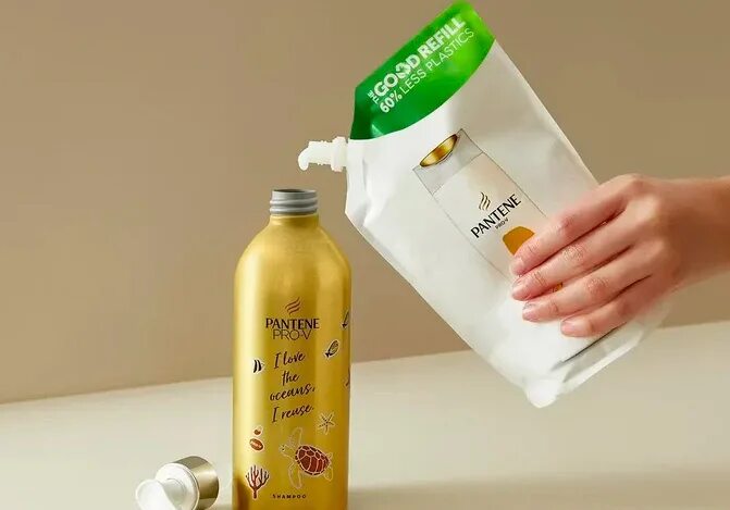 упаковка от шампуня мятая. современная упаковка шампуня. лабель шампунь. оригинальная упаковка для шампуня. шампунь для волос.