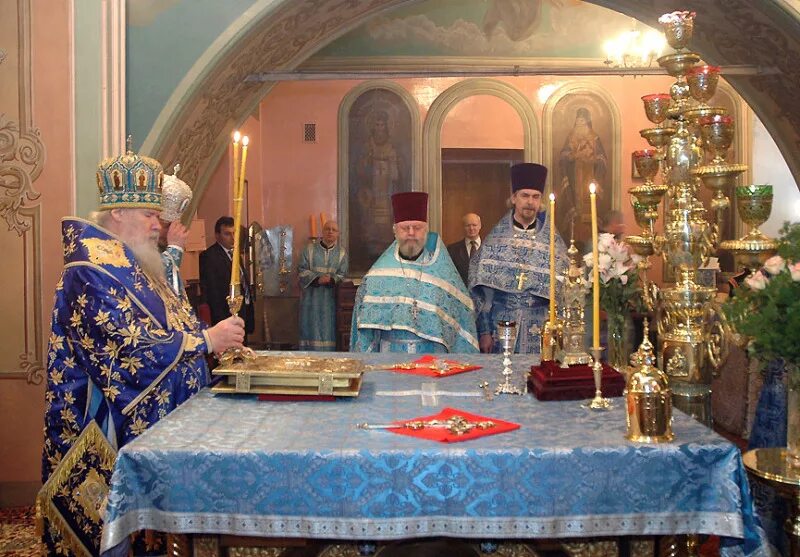 Воскресения Словущего богослужения. Служба в церкви в воскресенье. Прощённое воскресенье Патриаршее богослужение. Расписание богослужений в храме на Успенском Вражке. Воскресение словущего брюсов переулок расписание богослужений