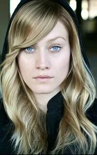 Her eyes are strikingly beautiful Olivia taylor dudley, Olivia dudley, Cele...