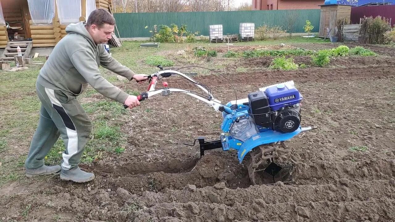 На какой передаче пахать