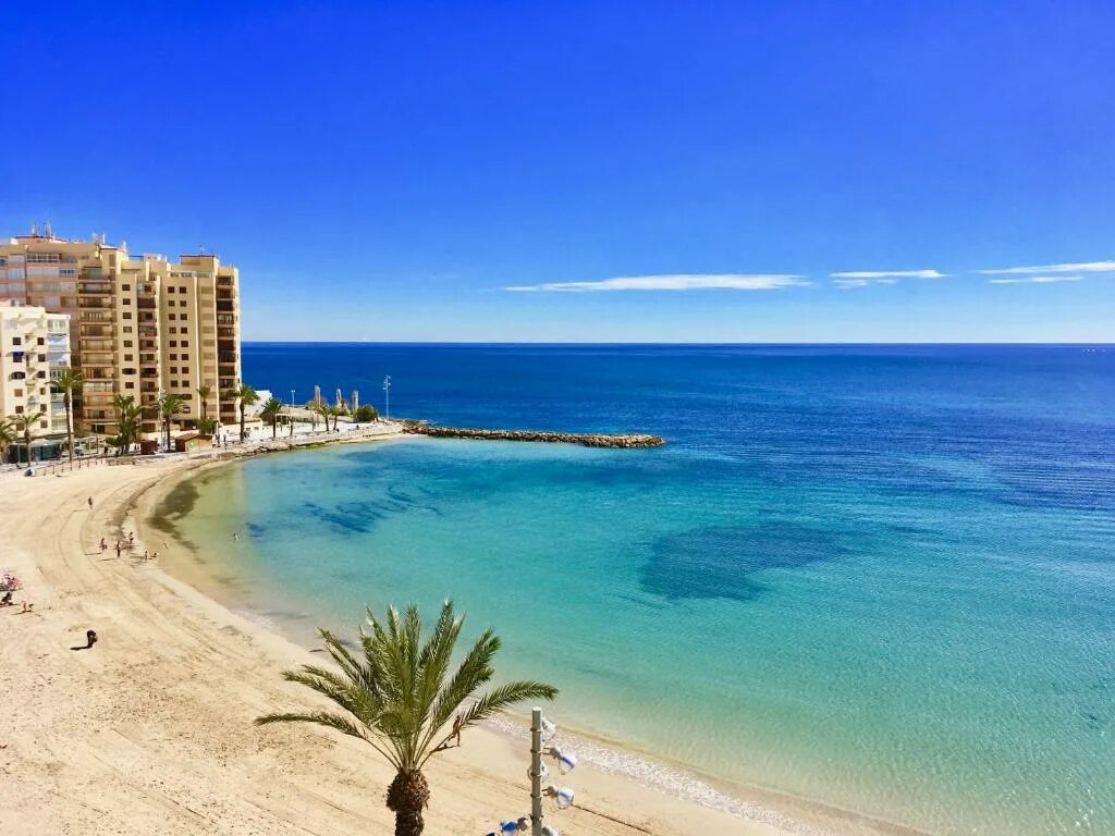 Коста бланка торревьеха. Испания: курорт торревьеха. Торревьеха фотосток. Torrevieja испания. Торревьеха пляжи.