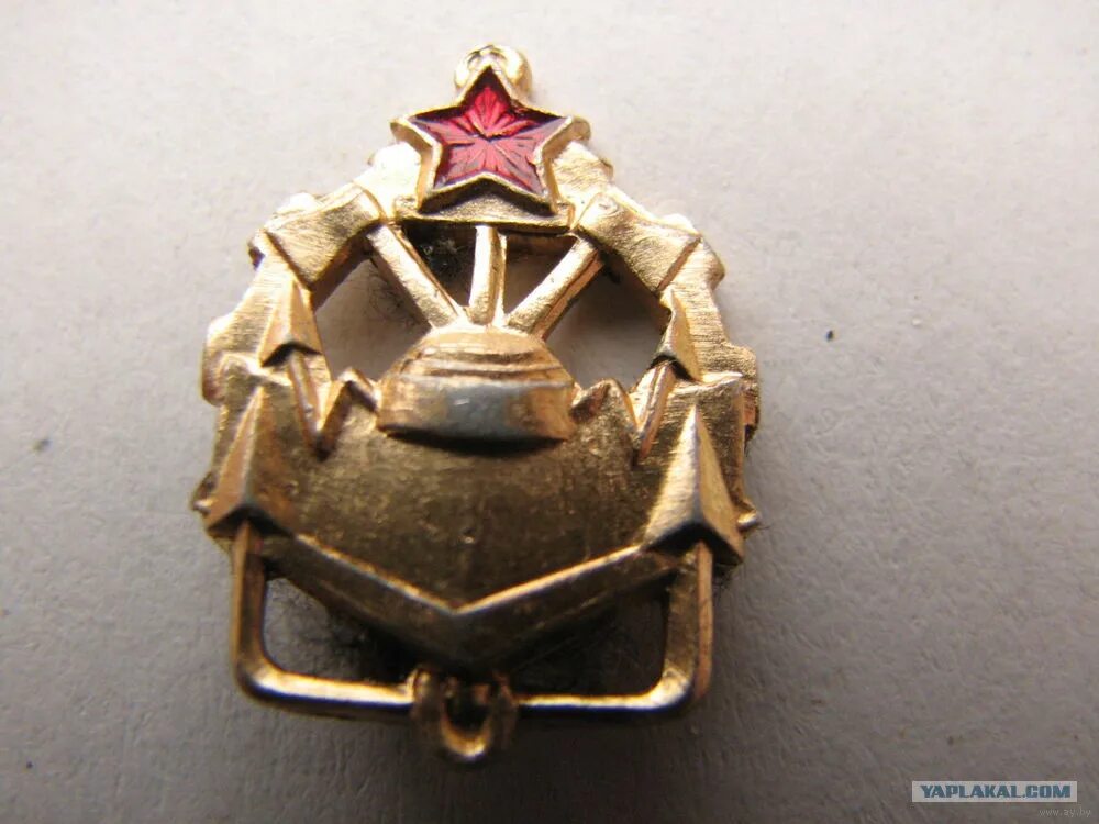 советские инженерные войска. петличка инженерных войск ссср. эмблема инженерных войск советской армии 1969 1991. фото милитари военная техника фонк. эмблема инженерных войск ссср.