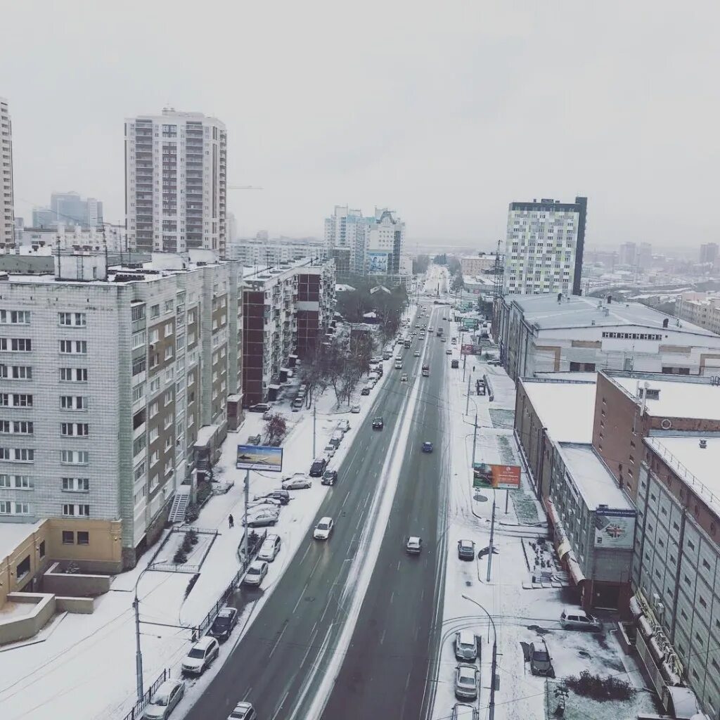 Александров в реальном времени. Первый снег в Новосибирске. Снежная улица Новосибирск. Снег в Новосибирске сегодня. Новосибирск фото улиц.