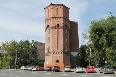 Башня в центре города