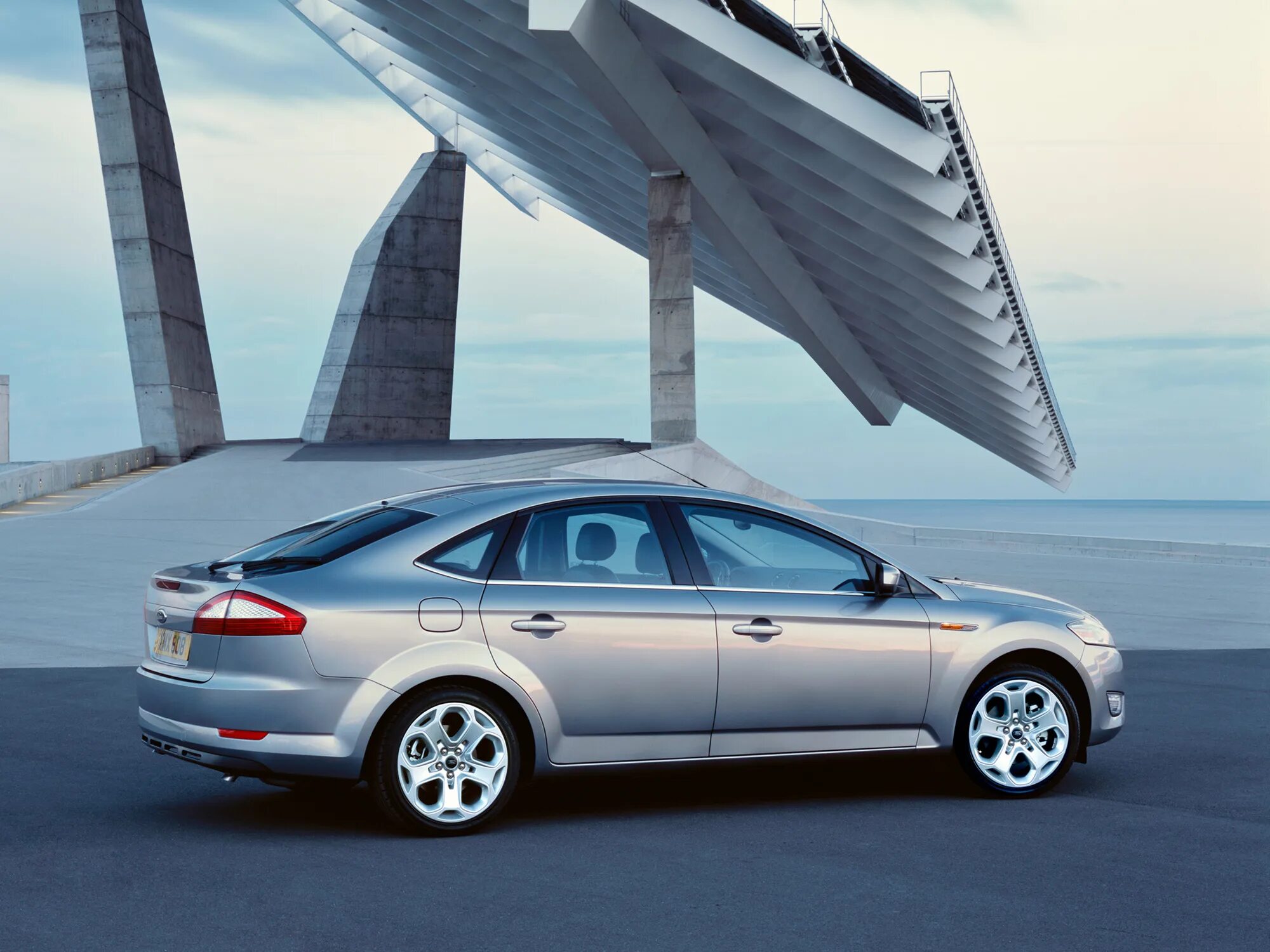 Ford mondeo. Ford Mondeo 2007-2010. Ford Mondeo Hatchback. Ford Mondeo 2007 хэтчбек. Форд Мондео 4 хэтчбек.