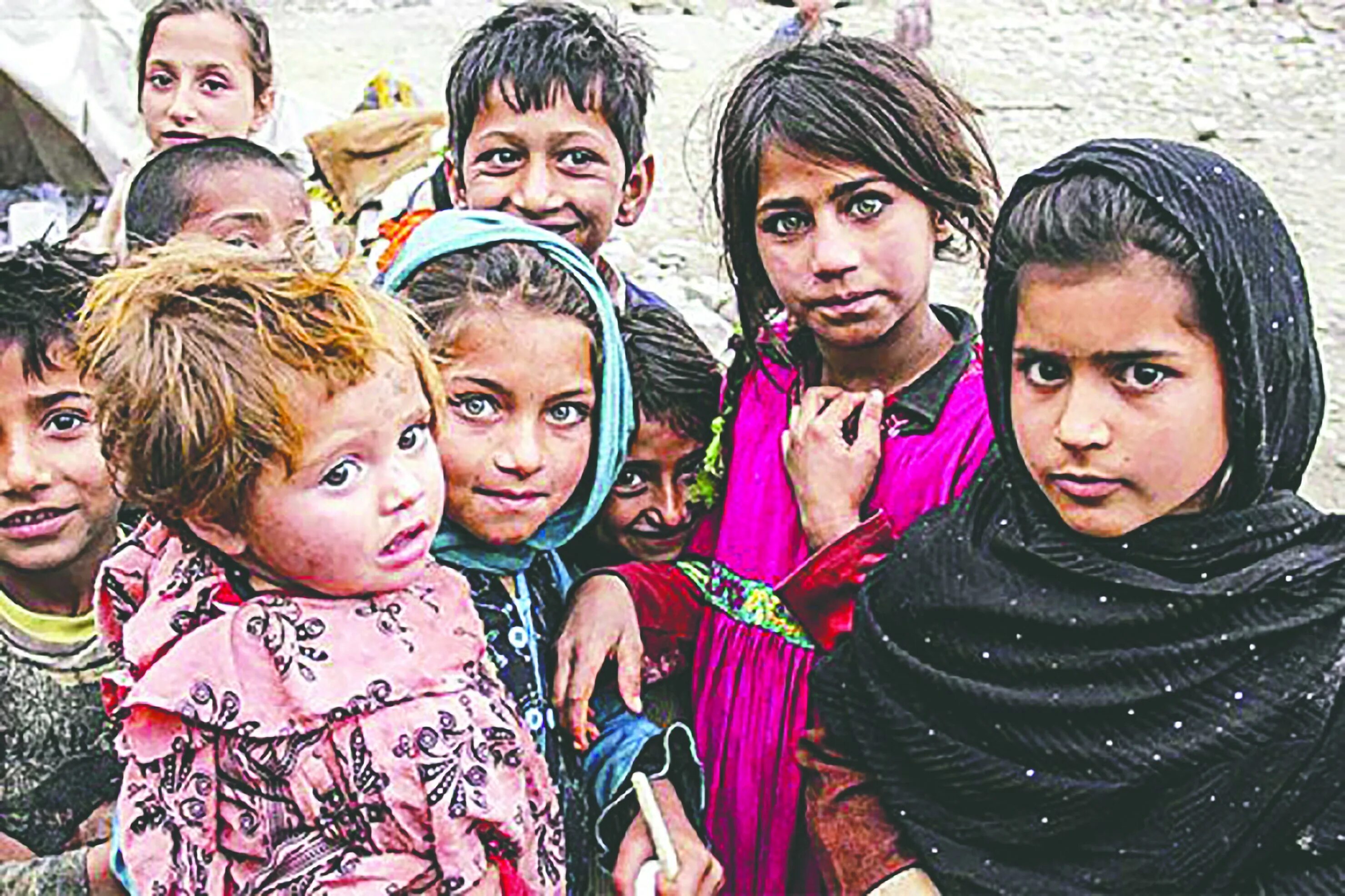 Афганские дети. Жители Афганистана. Население Афганистана. Жители Афганистана фото.