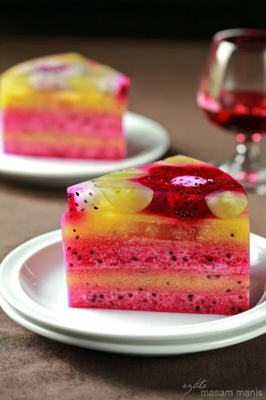 Желейный торт с фруктами. Заливка желе. Украшение торта желе. Украшение желейного торта. Фруктовое желе.