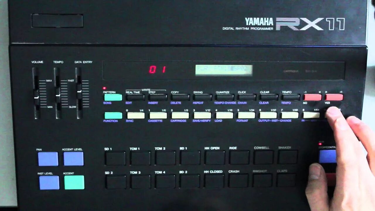 Цифровое пианино yamaha np-11. Yamaha dx100. Усилитель yamaha a-s801. Yamaha piaggero np-12. Yamaha rx11.