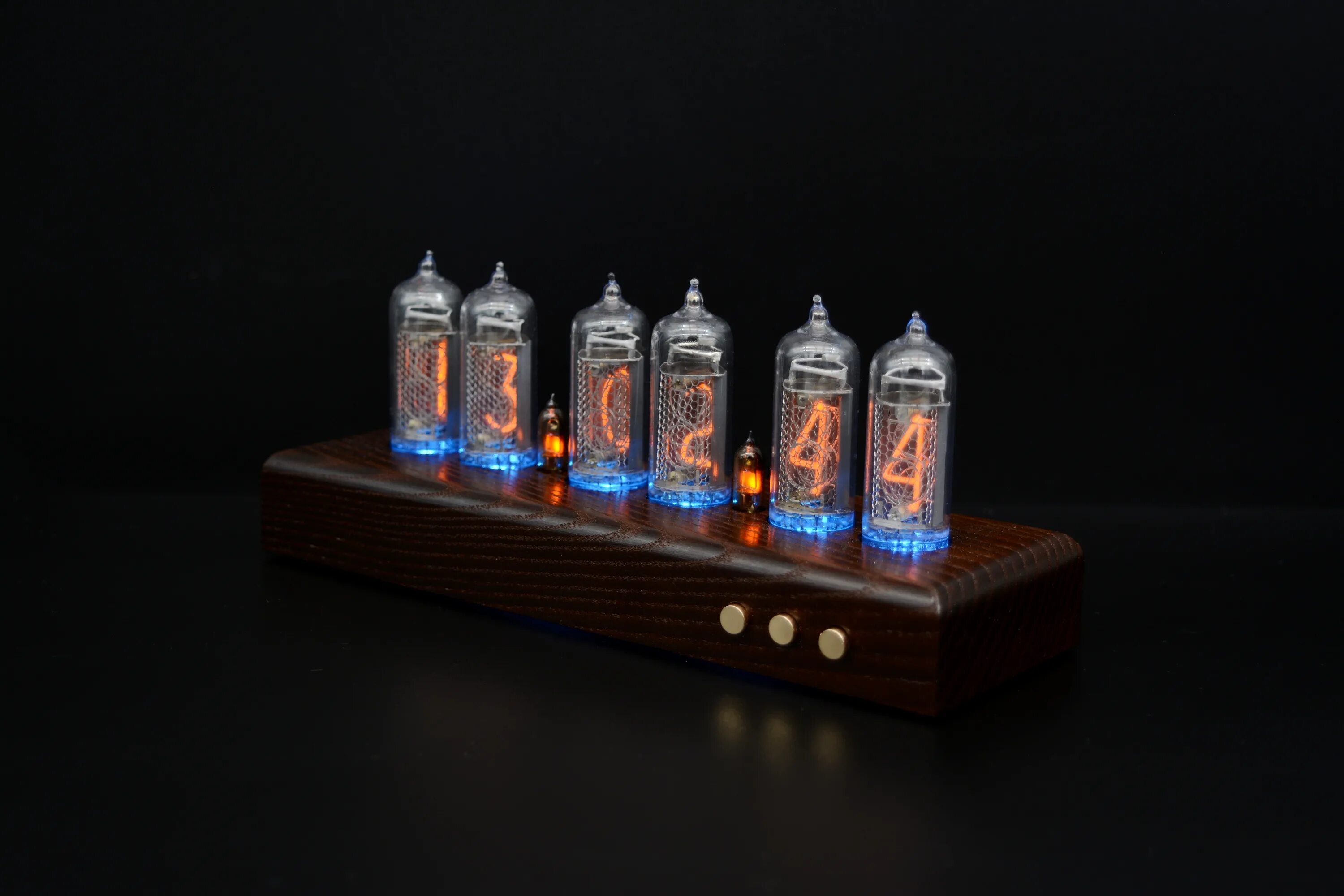 Газоразрядные индикаторы ин-14. Газоразрядные индикаторы ин-14. Ин18 лампа индикатор. Часы на газоразрядных лампах ин-14. Газоразрядные лампы ин-14.