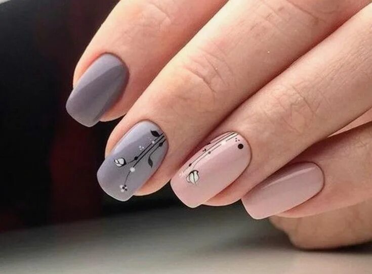 Маникюр серый с розовым рисунком Pin by sruthi myna on like it Nails, Beauty