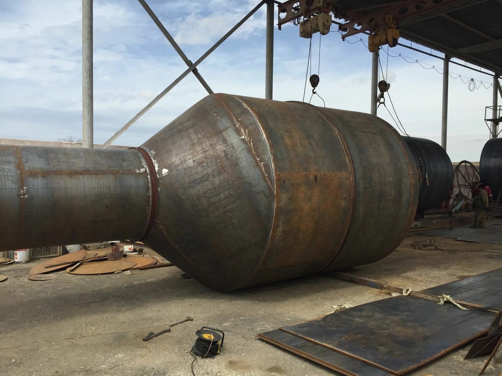 Резервуар ргсн-3 м3. Резервуар ргс-15 м3. Завод промстроймет самара. Металл емкость резервуар цистерна 25 м3. Резервуар для воды 10 м3 (ргс-10).