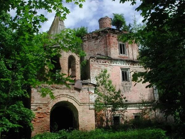 Село бабино. Церковь в Бабино Тосненский район. Поселок Бабино Церковь. Церковь Покрова в Бабино Ленинградской. Частная Церковь в Бабино лен.обл.