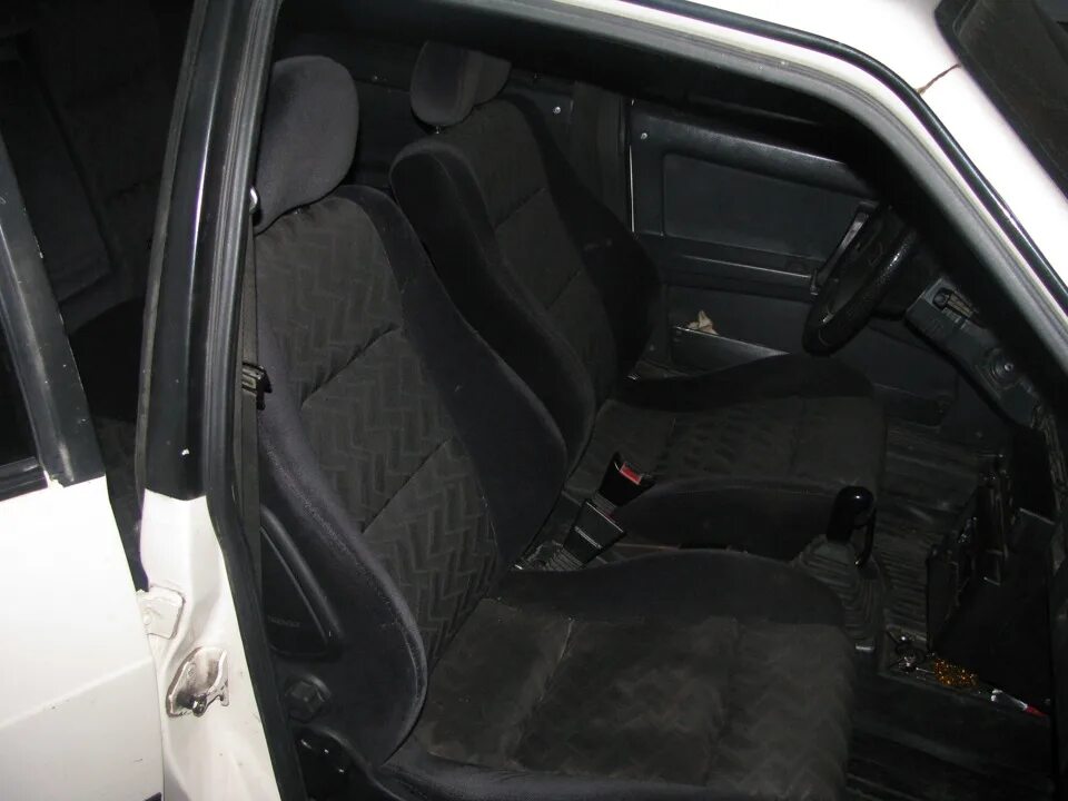 От иномарки на 2109. Сидения от опеля в ваз 2107. От иномарки на 2109. Заднее сиденье ваз 2109. Экспортные сиденья ваз 2109.