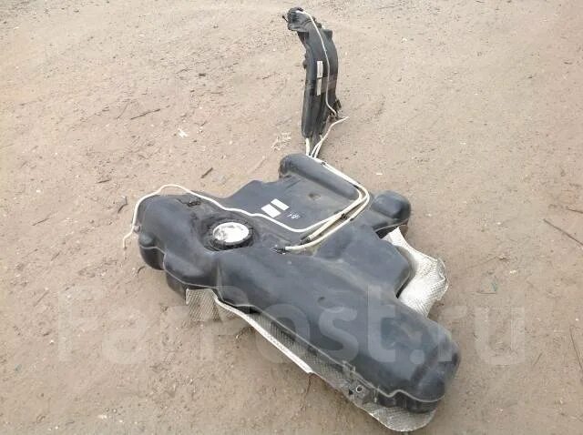 Volkswagen polo vi топливный бак. Бензобак фольксваген поло 1. Топливный бакфольцваген бора. Топливный бак фольксваген т5. Топливный бак фольксваген поло.