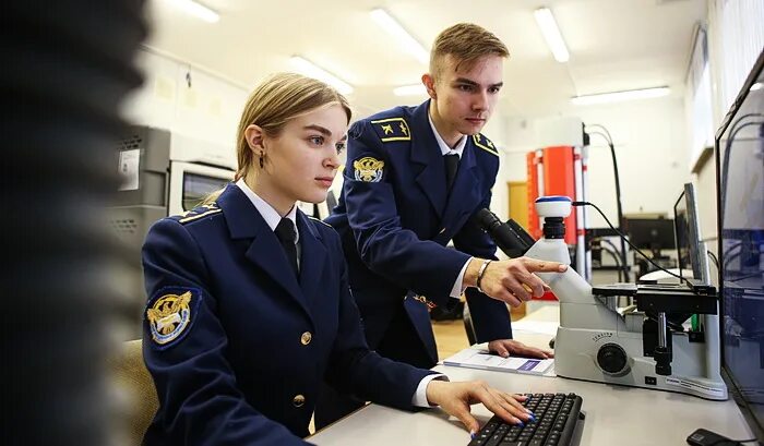 Офисные профессии список. Куда поступать в беларуси девушке. Эксплуатационникам. Колледж любой. Куда поступать после одиннадцатого класса.