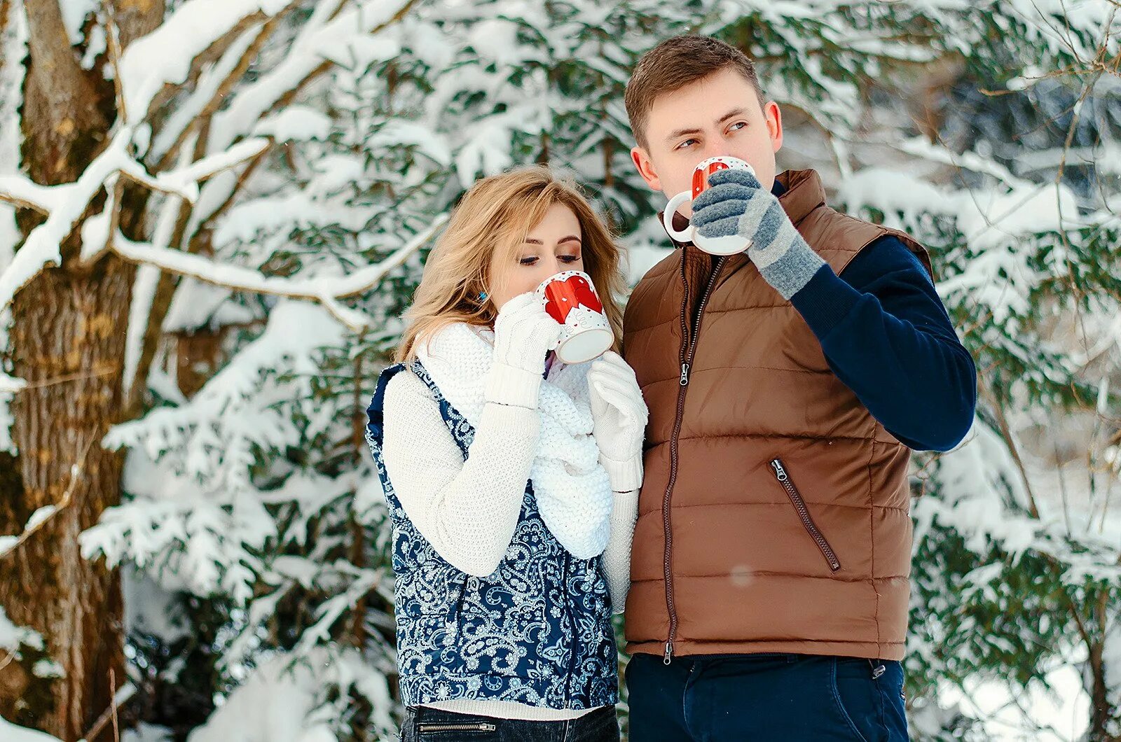 Зимняя фотосессия на улице. Зимняя фотосессия на улице. Идет для зимней фотосессии. Зимняя фотосессия. Зимняя фотосессия.