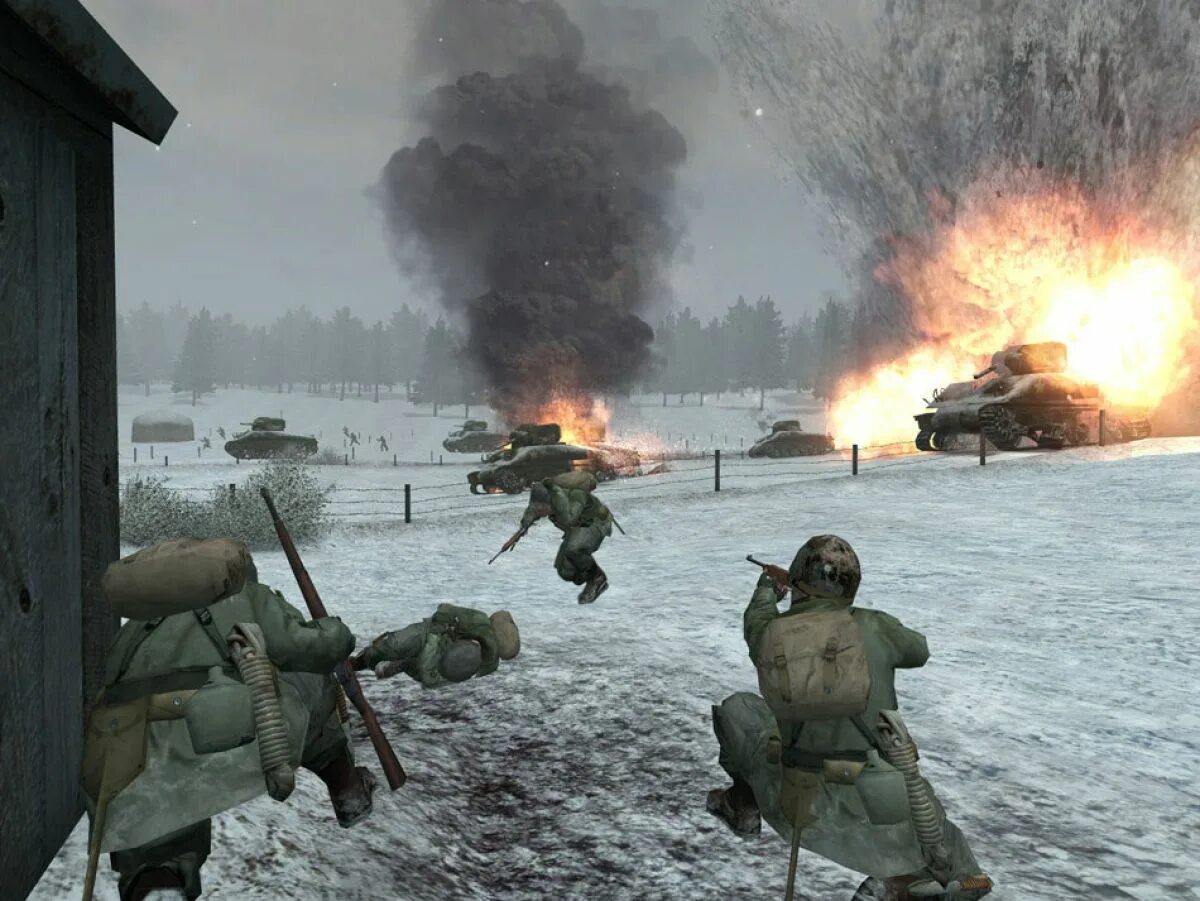 Call of duty 2004. Call of Duty золотое издание 1с коллекция игрушек. Call of Duty 1 United Offensive. Call of Duty 2004 игра. Игра Call of Duty 1.