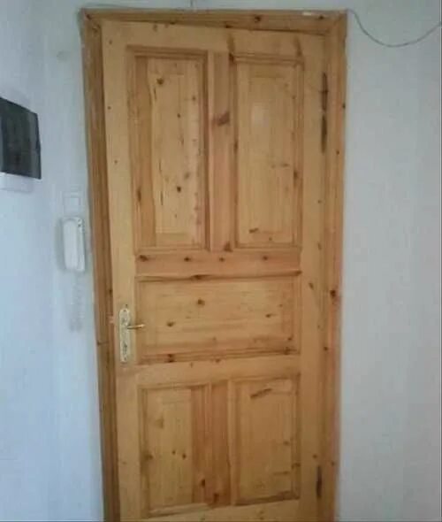 Двери 90 х входные. Деревянные двери на 90. Дверь деревянная 90 х годов. Железная дверь из 90х. Купить деревянные двери на авито