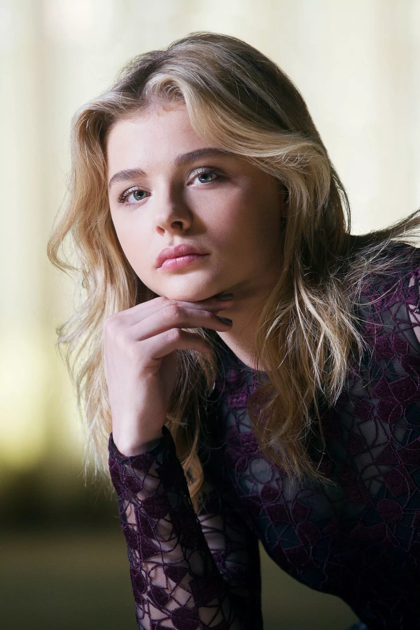 Маккензи фой 20 лет. Хлоя морец в 13. Гермиона грейнджер 18. Ульяна куликова актриса. Очень юные актрисы.