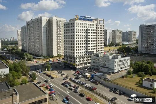 БЦ Крылатский осенний бульвар 23. Москва, БЦ Крылатский, осенний бульвар, дом 23. БЦ Крылатский осенняя улица. Осенний бульвар, д. 23.