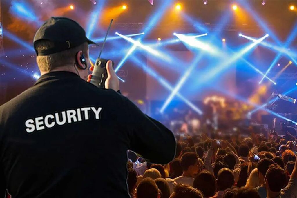 Security events. Охранник на концерте. охрана концертов. event security. макс корж концерт в варшаве.