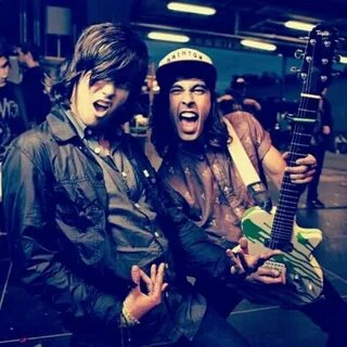 Pierce the veil