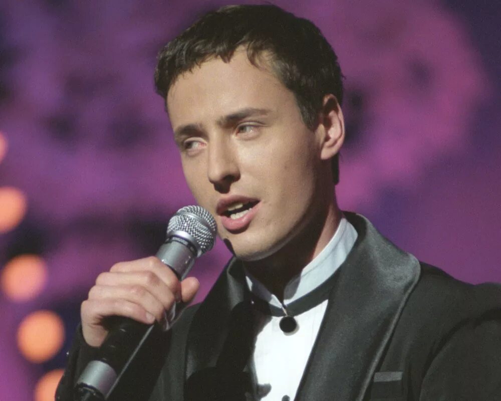 Витас песня лист осенний. Витас певец. витас грачев. витас 2005. витас 2025.
