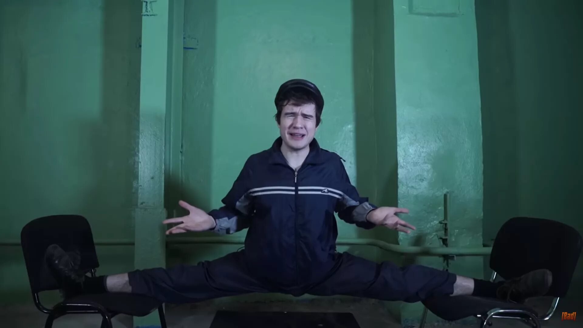 Bad amount. Badcomedian гопник. бэдкомедиан гопник харчок.