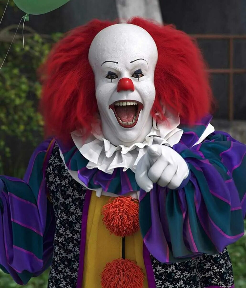 Истории про клоунов. Pennywise 1990. Клоун убийца ПЕННИВАЙЗ.