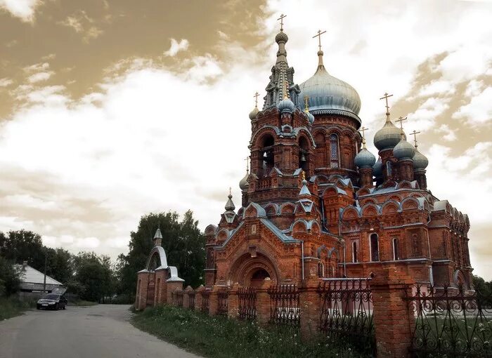 Храм всех скорбящих радость фурманов. Храм иконы божией матери всех скорбящих радость (фурманов). Храм в фурманове ивановской области. Фурманов храм всех скорбящих. Собор иконы божией матери "всех скорбящих радость".