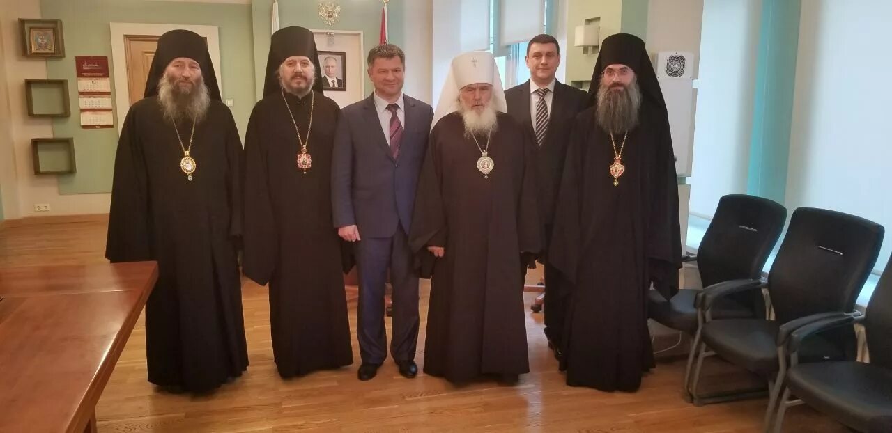 Сайт приморской епархии. Сайт приморской епархии. Митрополит владивостокский и приморский. Бердянская и приморская епархия рпц. Приморская митрополия рпц мп.