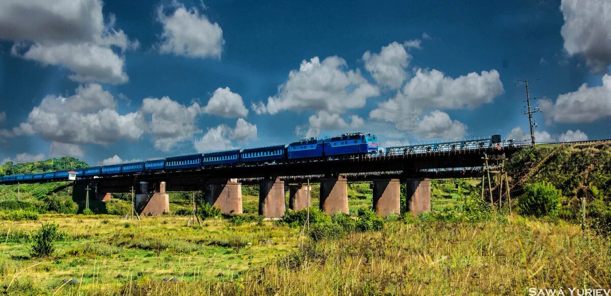 Вагонетка. В добрынин качается вагон. Качается вагон картинки. Качается вагон стучат колеса. Качается вагон.