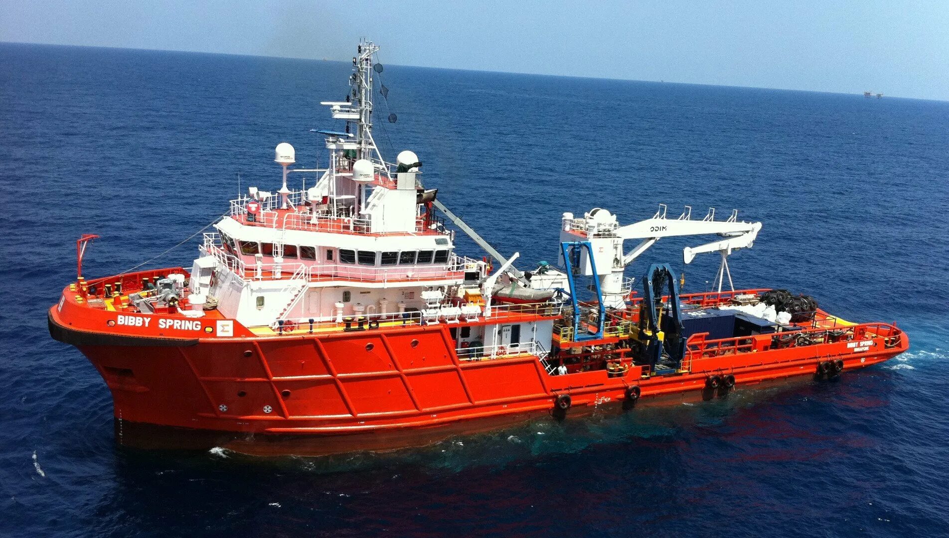 Требуется судно. Судно ahts dp2. psv dp2 vessel. судно mpsv dp2. dsv dp2 vessel.