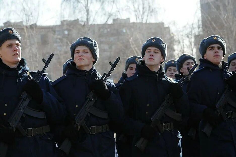 Фонд поддержки ижс белгородская область картинки. Белгород военная часть 20925. Присяга новобранцев в белгороде. Королева 22 белгород. Штурмовик су-25 разбился в белгородской области.