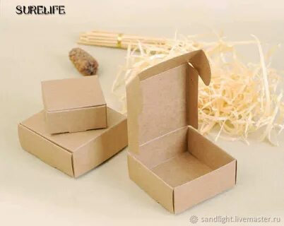 4 маленьких коробки или коробок