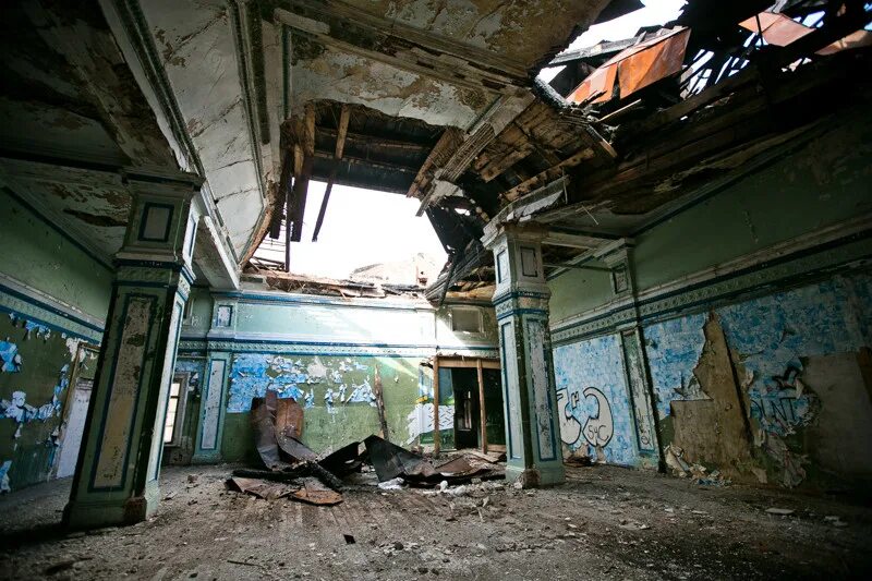 Летка 2025. Летка гагарин оренбург. гагаринская лётка. оренбург заброшки на гагарина. оренбург летное училище внтури.