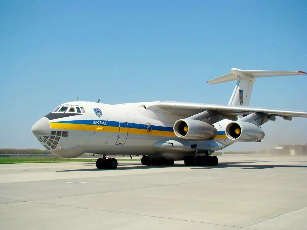 Украинский самолет. Ил-76 ВВС Украины. Ил 76 Украина. Украинские ил 76 в Ливии. Ил76 украинский.