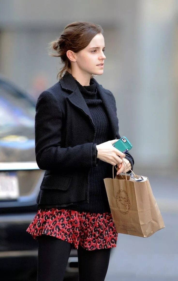 Emma without. Emma watson 2025. эмма уотсон уличный стиль 2025. эмма уотсон в жизни 2025. эмма уотсон на улице 2025.
