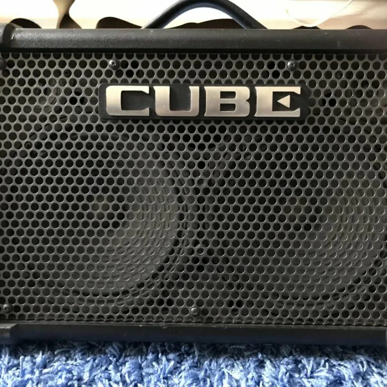 Roland cube ex. Roland Cube Street. Колонка Cube Street ex. Roland Street Cube ex Speaker inside. Портативная колонка Cube Roland Street.