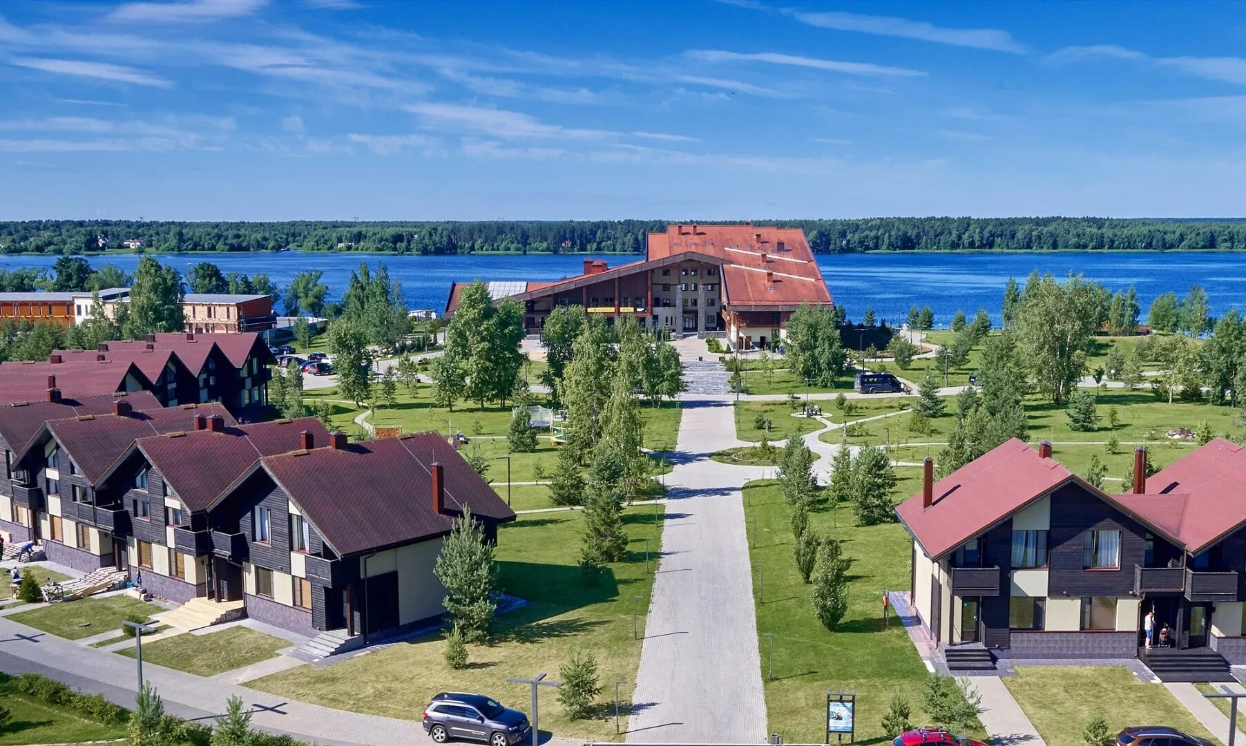 Городок на озерах. Конаково Ривер клаб Тверская область. Отель Конаково Ривер клаб. Дом отдыха Конаково Ривер клаб. Тверская область, отель Конаково Ривер клаб.