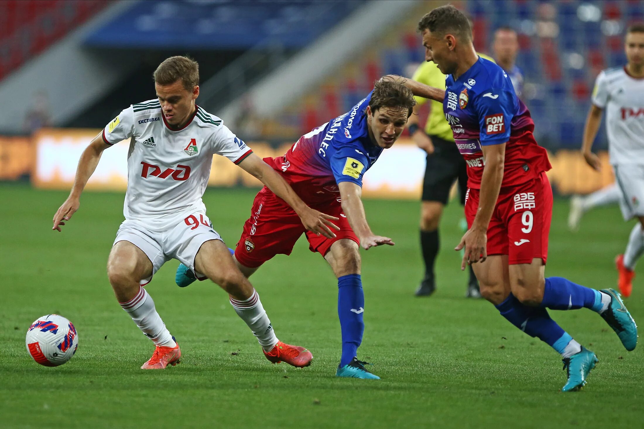 Счет в матче цска локомотив. Локо ЦСКА 2-1. Локомотив ЦСКА 1-2. Дерби ЦСКА Локомотив. ЦСКА Локомотив 3 тур.