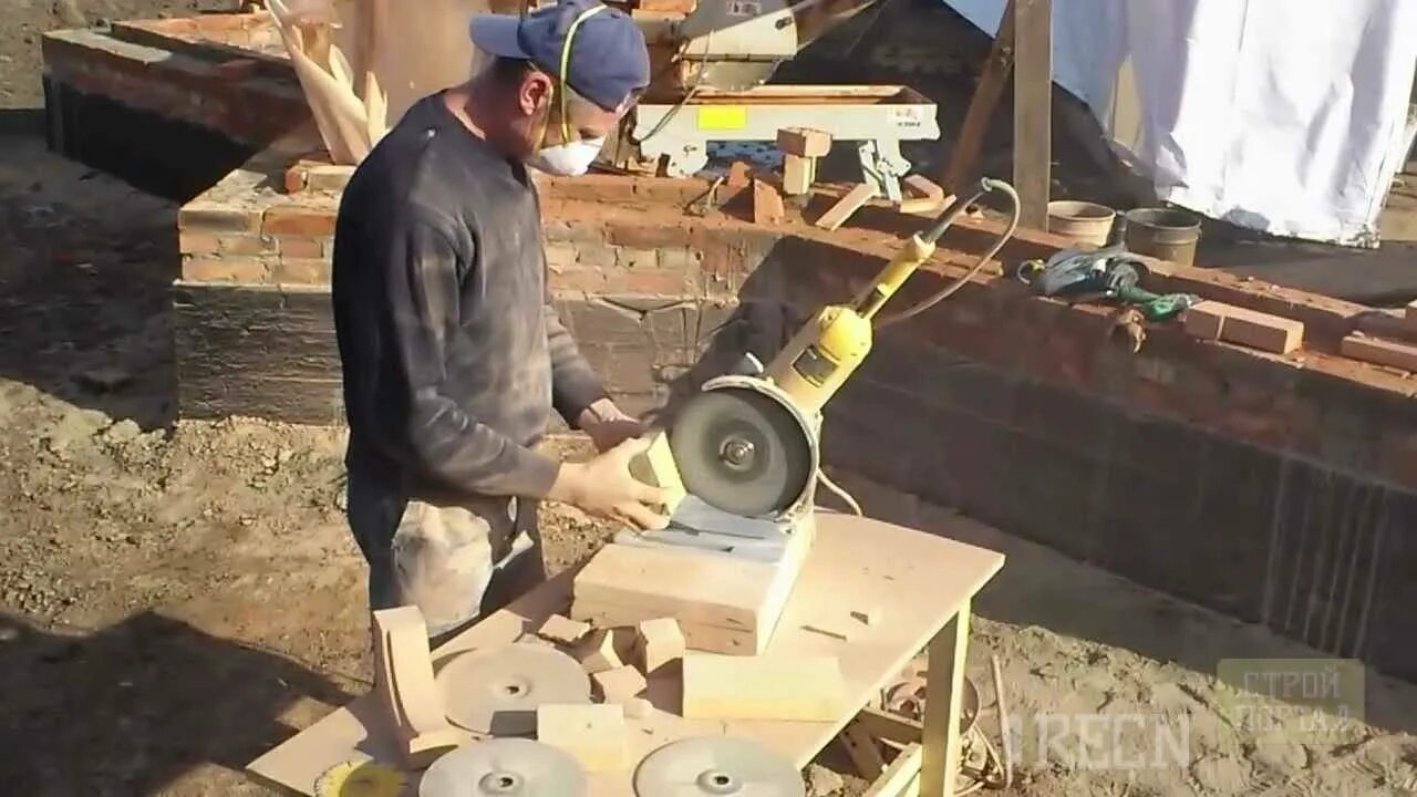 Болгарка по кирпичу