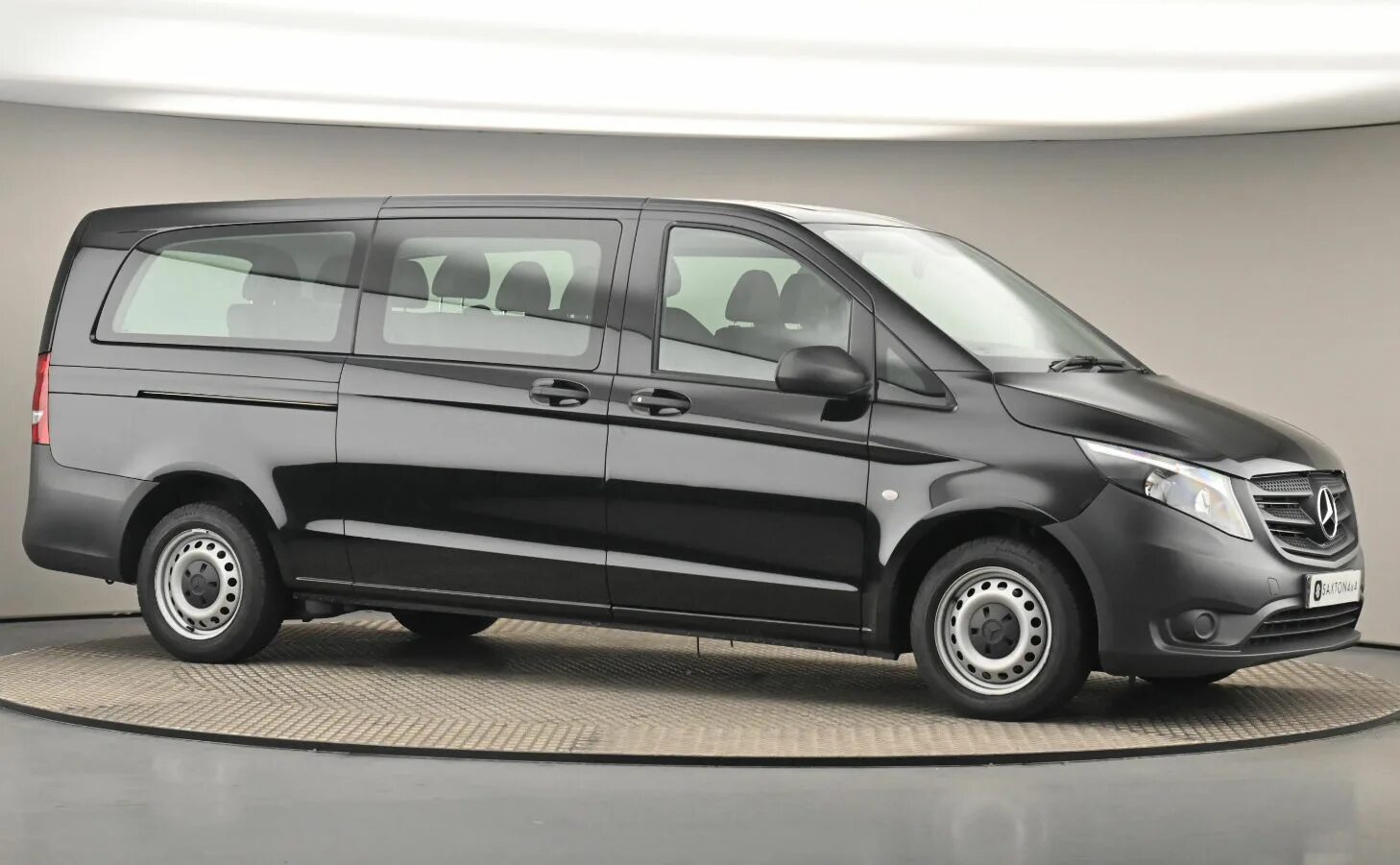 Мерседес v250 extra long. Mercedes-benz v-class w447. Mercedes benz v250d. Mercedes v-class 250d. Mercedes-benz vito 250.