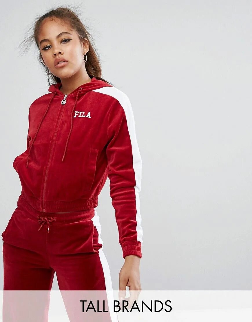 Спортивный костюм fila женский. Одежда Fila спорт женская. Спортивный костюм Фила женский. Велюровый костюм спортивный Фила. Костюм женский велюровый Fila.
