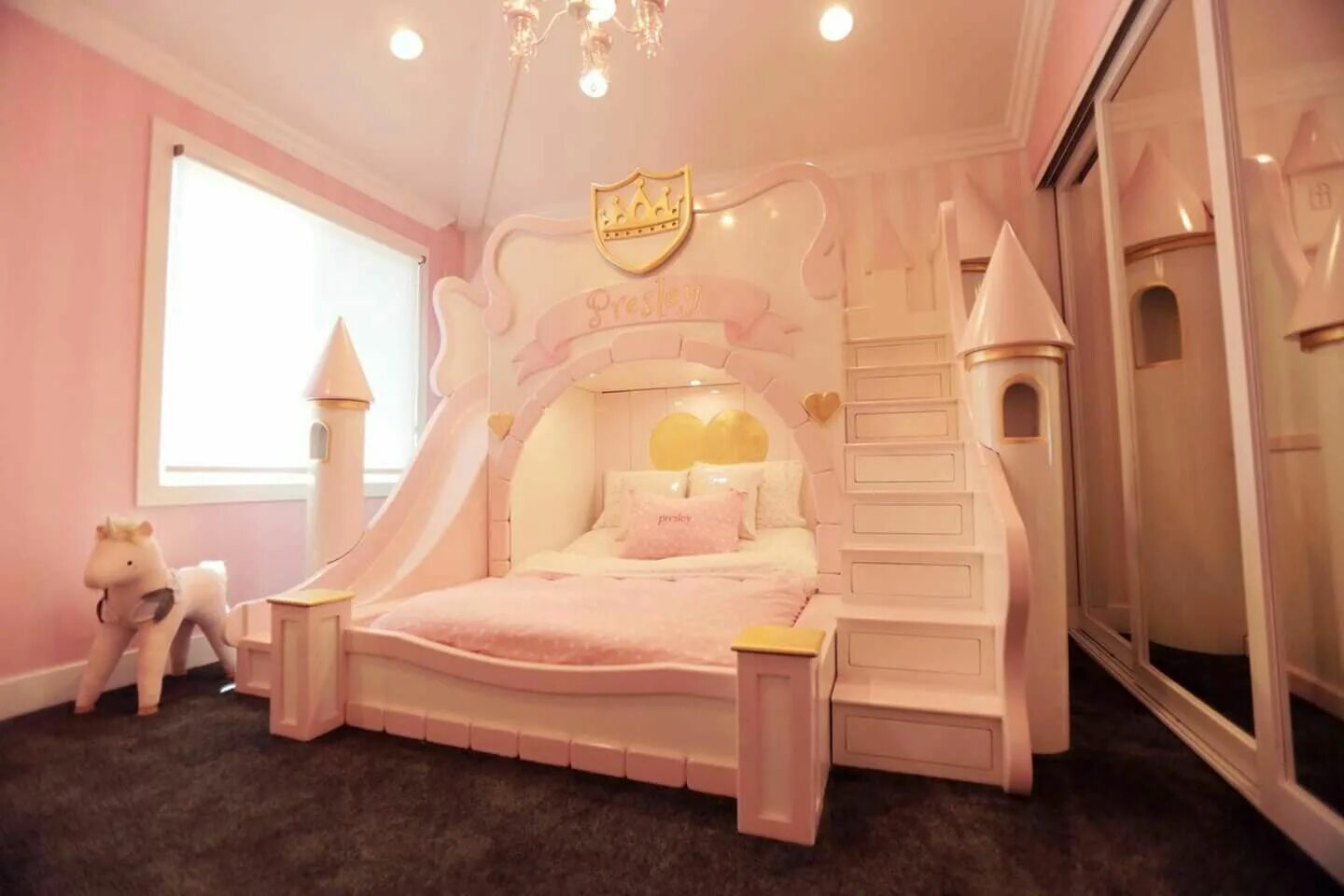 Кровать 7 дом. Princess Castle кровать. Самые красивые кровати для девочек. Необычные детские кровати для девочек. Комната принцессы.