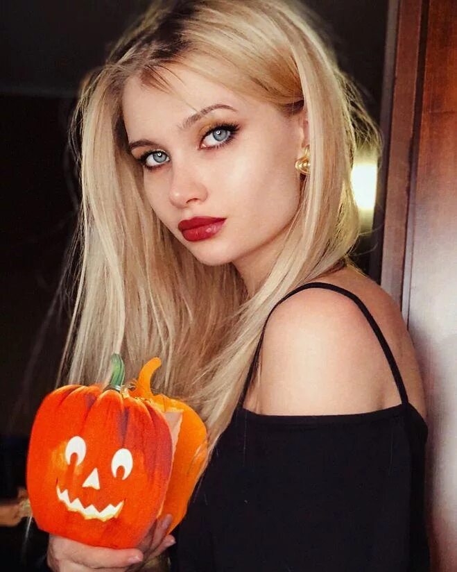 лисса авеми 2020. лисса авеми. блогер лис. блоггер лисса авеми. лисса авеми 2022.